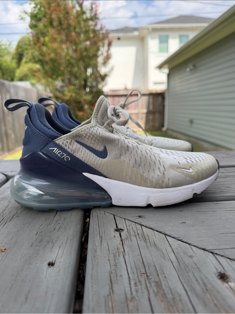 Nike Air Max 270 in Beige and Navy